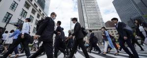 明年超1万亿美元经济预算，日本真“拼”了！